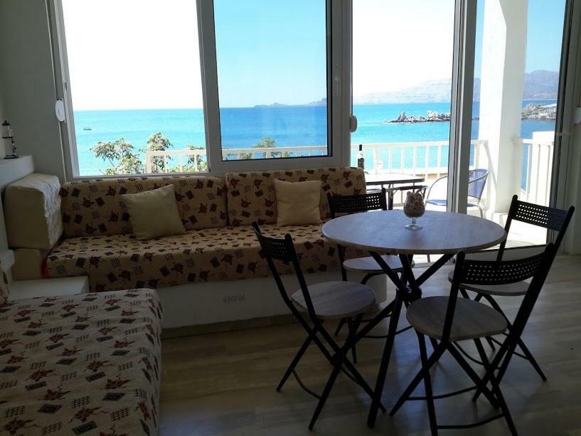 Anastasia House Ferienhaus Charaki